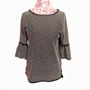 Max Studio flutter sleeve knit top